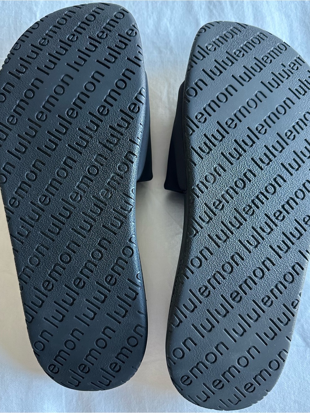 Lululemon Restfeel Black Slide Sandals - Picture 3 of 4